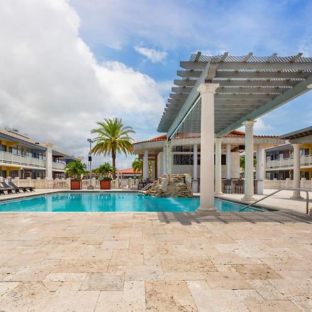 Quality Inn And Conference Center Tampa-Brandon Heartland Exterior photo
