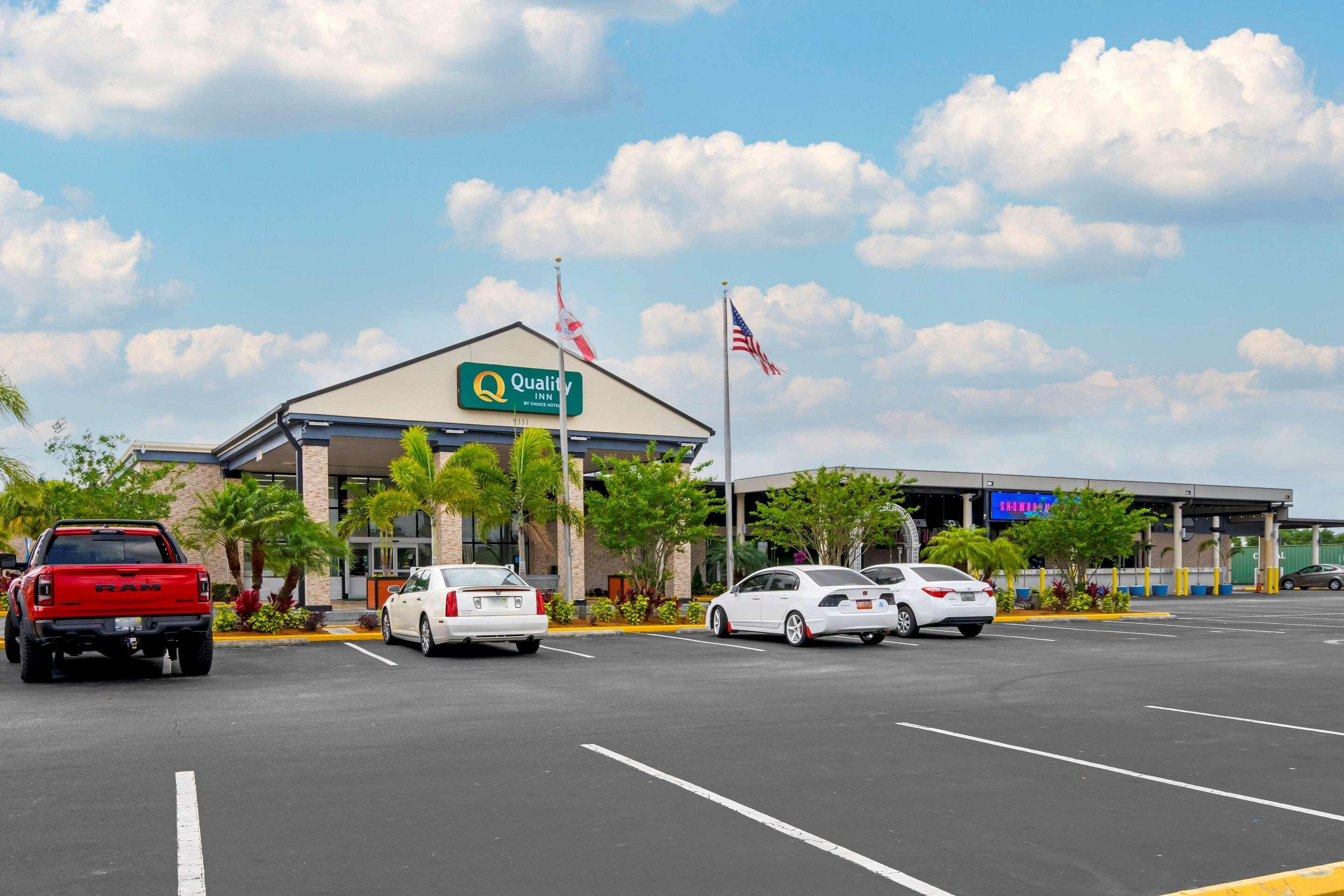Quality Inn And Conference Center Tampa-Brandon Heartland Exterior photo